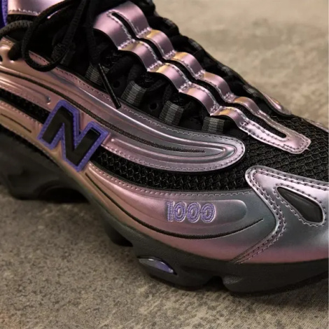 Кроссовки New Balance 1000 серебряно-черно-фиолетовые U10004WR