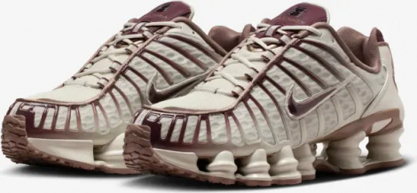 Кросівки жіночі Nike SHOX TL бежево-коричневі IM6013-072