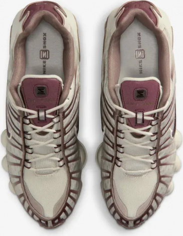 Кросівки жіночі Nike SHOX TL бежево-коричневі IM6013-072