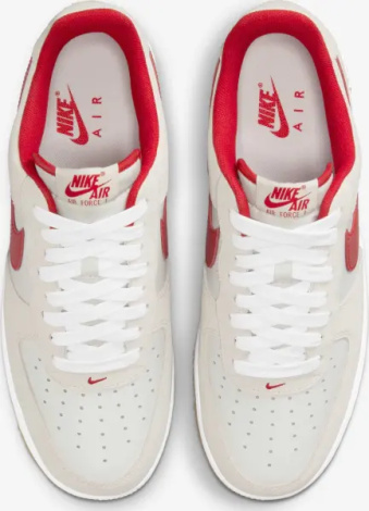 Кросівки Nike AIR FORCE 1 '07 LV8 бежево-червоні IB6388-101