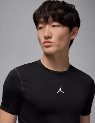 Термобелье футболка Nike JORDAN SPORT DRI-FIT BASE LAYER черная HV4099-010