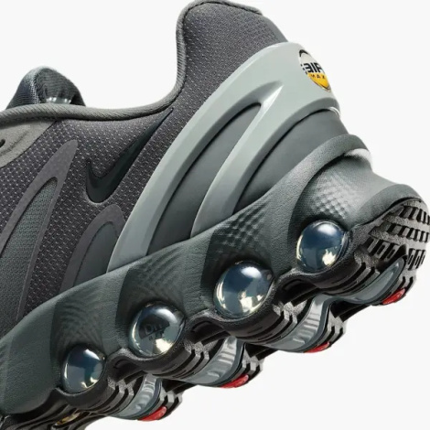 Кроссовки Nike AIR MAX DN8 антрацитово-серые FQ7860-004