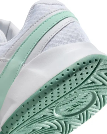 Кроссовки теннисные женские Nike COURT LITE 4 бело-мятно-темно-зеленые FD6575-107