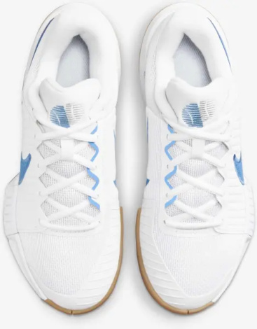Кроссовки теннисные женские Nike ZOOM GP CHALLENGE PRO HARD бело-голубые FB3146-106
