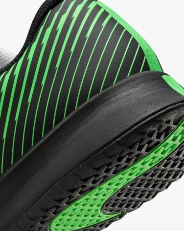 Кросівки тенісні Nike COURT AIR ZOOM VAPOR PRO 2 HARD біло-чорно-зелені DR6191-105