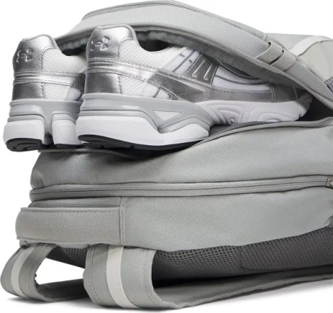 Рюкзак Under Armour HUSTLE 6.0 BACKPACK светло-серый 1384672-069