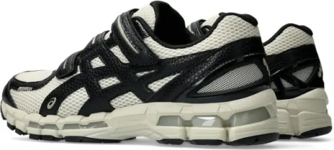 Кросівки Asics GEL-KAYANO 20 кремово-чорні 1203A499-250