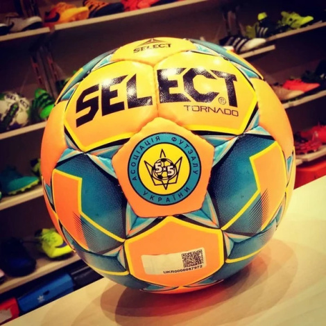Футзальный мяч Select Futsal Tornado (FIFA Quality PRO) 2018 оранжевый 105000-015