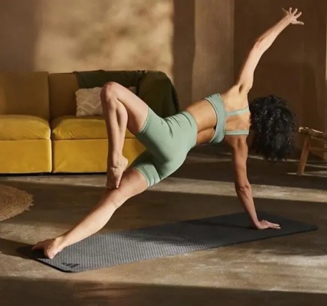Коврик для йоги Adidas YOGA MAT черный ADYG-10003BK