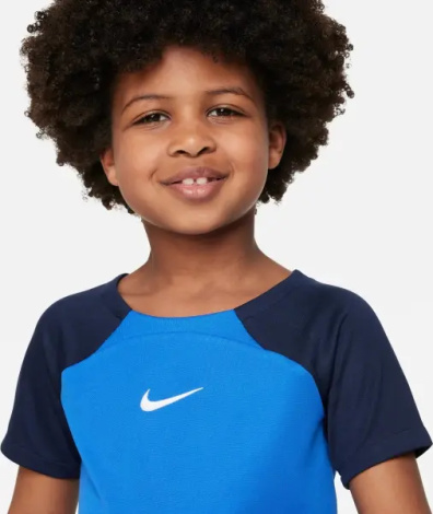 Комплект футбольної форми дитячий Nike DRI-FIT ACADEMY PRO синьо-темно-синій DH9484-463