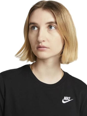 Футболка жіноча Nike W NSW TEE CLUB чорна DX7902-010