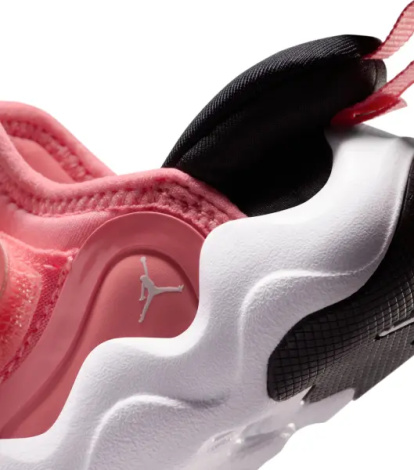 Кросівки дитячі Nike JORDAN 23/7.2 EASYON (TD) коралово-чорні HF3414-602