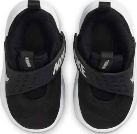 Кроссовки детские Nike TEAM HUSTLE D 12 (TD) черно-белые HF6281-002