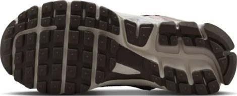 Кросівки підліткові Nike VOMERO 5 (GS) коричневі HF6998-200
