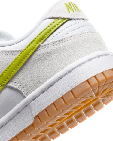Кросівки жіночі Nike DUNK LOW біло-салатові HJ7335-133
