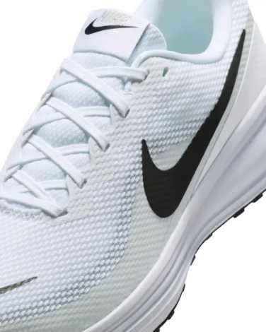 Кроссовки беговые Nike REVOLUTION 8 бело-черные HJ9198-101