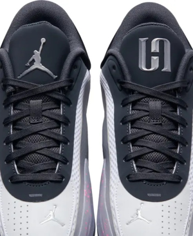 Кроссовки баскетбольные женские Nike JORDAN HEIR SERIES 2 светло-серо-черно-розовые HV4417-100