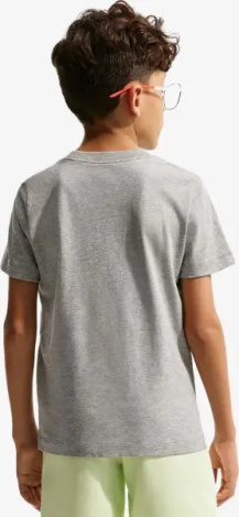 Футболка подростковая Nike SPORTSWEAR серо-темно-серая IF5957-063