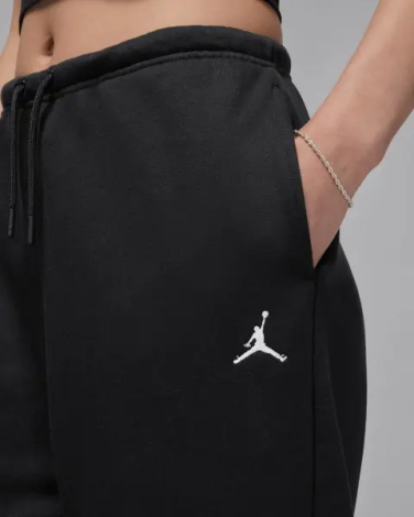 Спортивные штаны женские Nike JORDAN BROOKLYN FLEECE OPEN-HEM черные IH2394-010