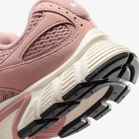 Кросівки жіночі Nike V5 RNR світло-рожево-кремові II6294-600