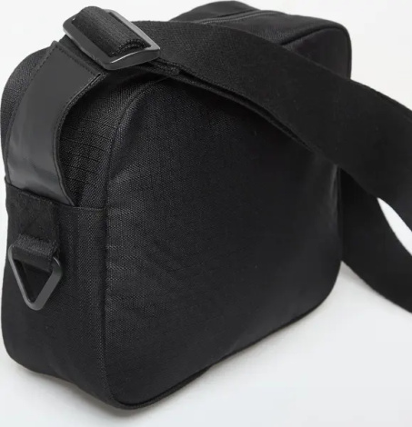 Сумка через плечо Nike JORDAN BLACKTOP MESSENGER черная MA9191-023