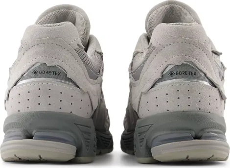 Кросівки New Balance 2002R GORE-TEX світло-сірі U200227R