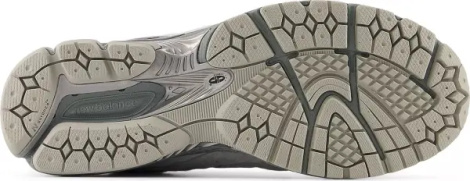 Кросівки New Balance 2002R GORE-TEX світло-сірі U200227R