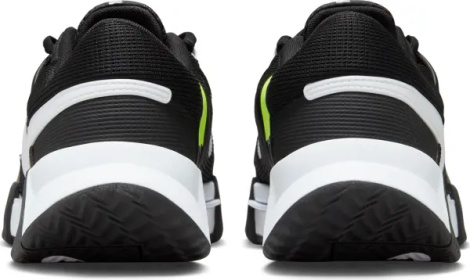 Кроссовки теннисные Nike ZOOM GP CHALLENGE 1 CLAY черно-белые FJ1813-001