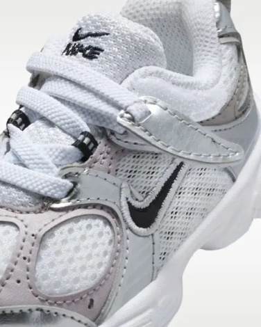 Кроссовки детские Nike V5 RNR (TD) бело-серые HQ6413-100