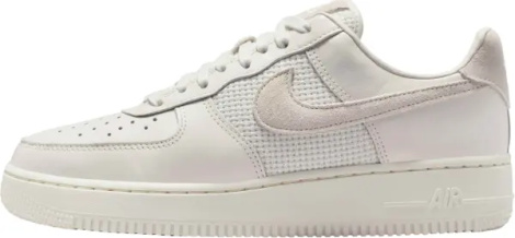 Кросівки жіночі Nike AIR FORCE 1 '07 бежеві IQ0275-030