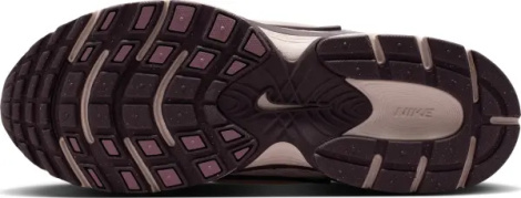Кроссовки женские Nike V5 RNR SE светло-розово-коричневые IO0464-600