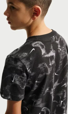 Футболка подростковая Nike SPORTSWEAR черно-темно-серо-белая II0458-010