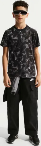 Футболка подростковая Nike SPORTSWEAR черно-темно-серо-белая II0458-010