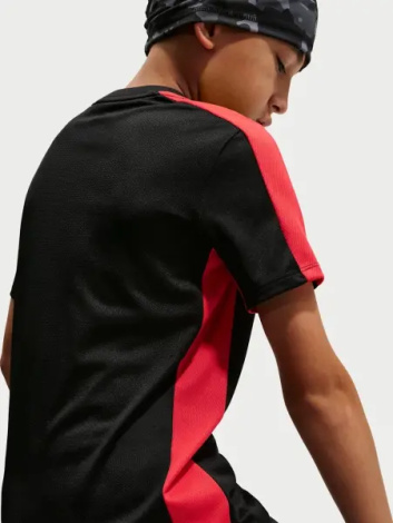Футболка підліткова Nike TROPHY23 DRI-FIT чорно-червона IF2434-010