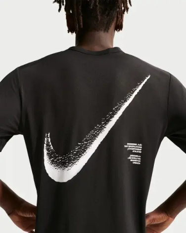 Футболка Nike HYVERSE DRI-FIT UV чорна IF2197-010