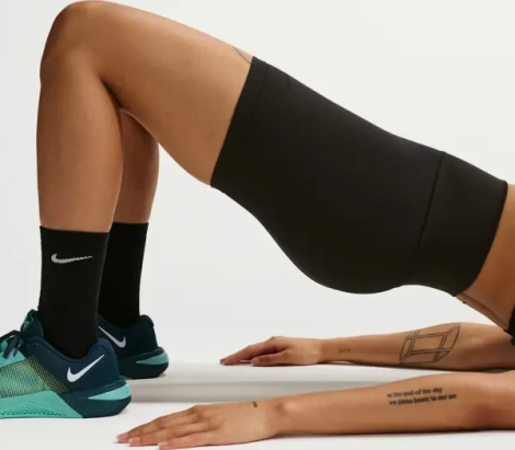 Велосипедки жіночі Nike PRO SEAMLESS DRI-FIT HIGH-WAISTED 12.5CM чорні IF1210-010