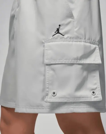Шорти Nike JORDAN BROOKLYN світло-сірі HV9683-034