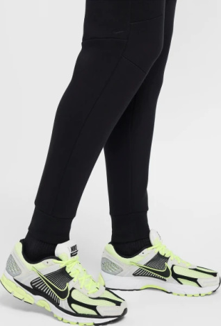 Спортивные штаны Nike TECH FLEECE JOGGERS черные HV0959-010