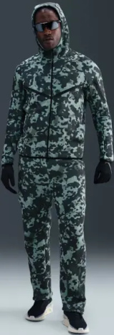 Толстовка Nike TECH FLEECE CAMO WINDRUNNER мятно-черный камуфляж HV0955-017