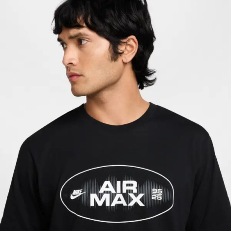 Футболка Nike AIR чорна HQ4898-010