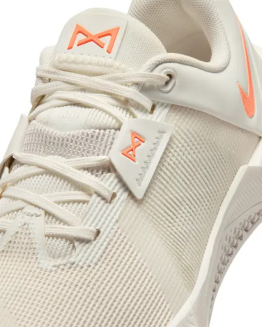 Кросівки для тренувань жіночі Nike METCON 10 бежево-помаранчеві HQ2620-101
