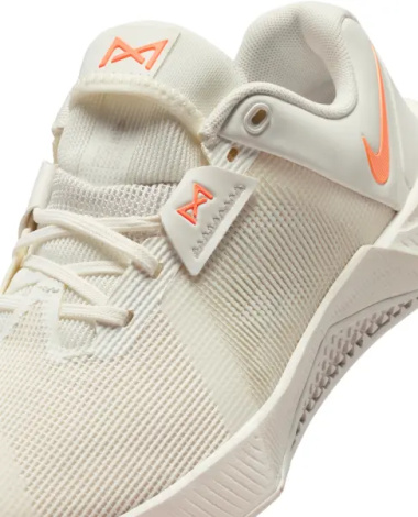 Кросівки для тренувань жіночі Nike METCON 10 бежево-помаранчеві HQ2620-101
