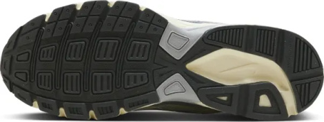 Кросівки бігові Nike INITIATOR бежево-сірі HQ1179-001