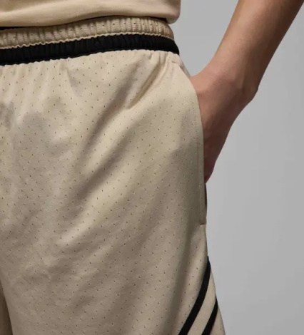 Шорти баскетбольні Nike JORDAN DRI-FIT MESH DIAMOND SHORTS бежево-чорні HF9910-206