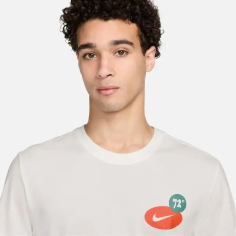 Футболка Nike DRI-FIT FITNESS GFX кремовая FV8366-133