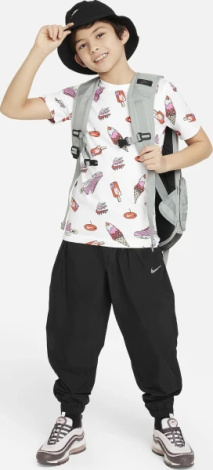 Футболка подростковая Nike K NSW TEE KC2.3 SOLE FOOD белая FV5418-100