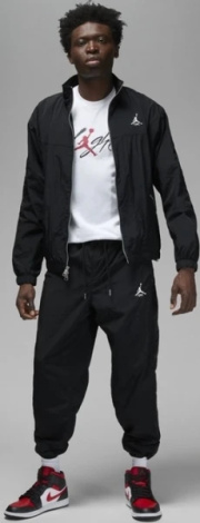 Футболка Nike M J BRAND GFX SS CREW2 белая FB7465-100