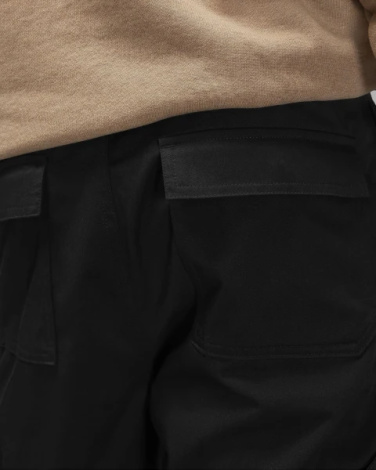 Спортивные штаны Nike JORDAN M ESS STMT CHICAGO PANT черные FB7305-010
