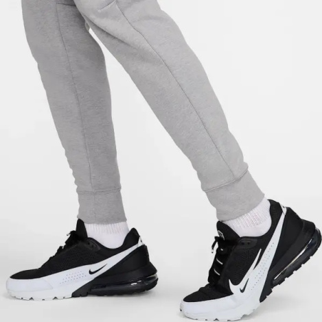 Спортивные штаны Nike SPORTSWEAR TECH ESSENTIALS серые DD5293-002