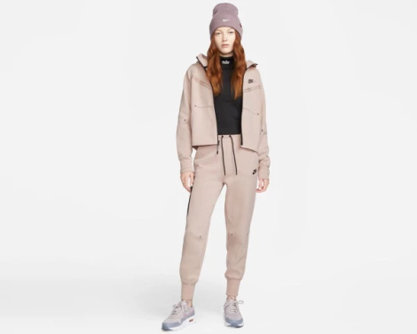 Толстовка женская Nike FLC WR ESSNTL FZ HDY розовая CW4298-602